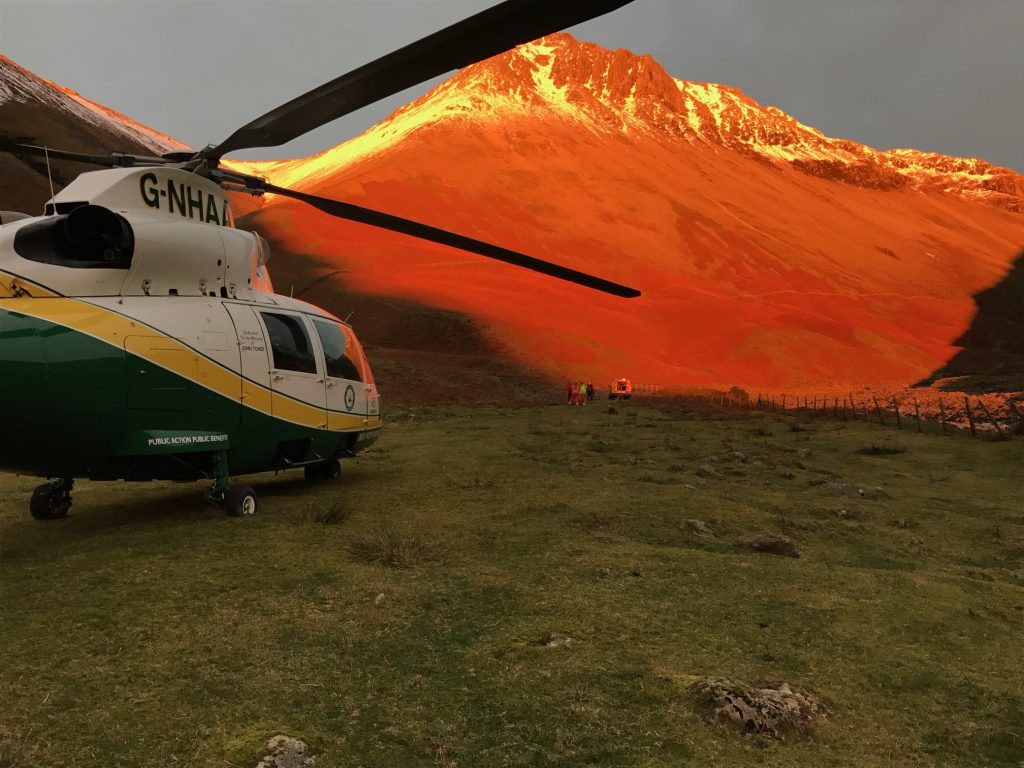 gnaas helicopter at great gable